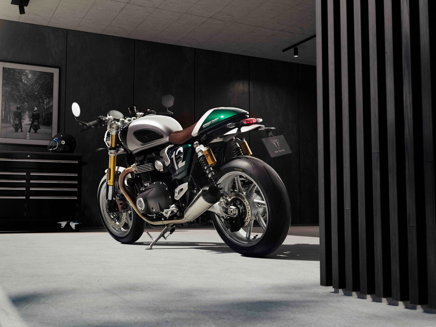 speed-twin-cafe-4.jpg