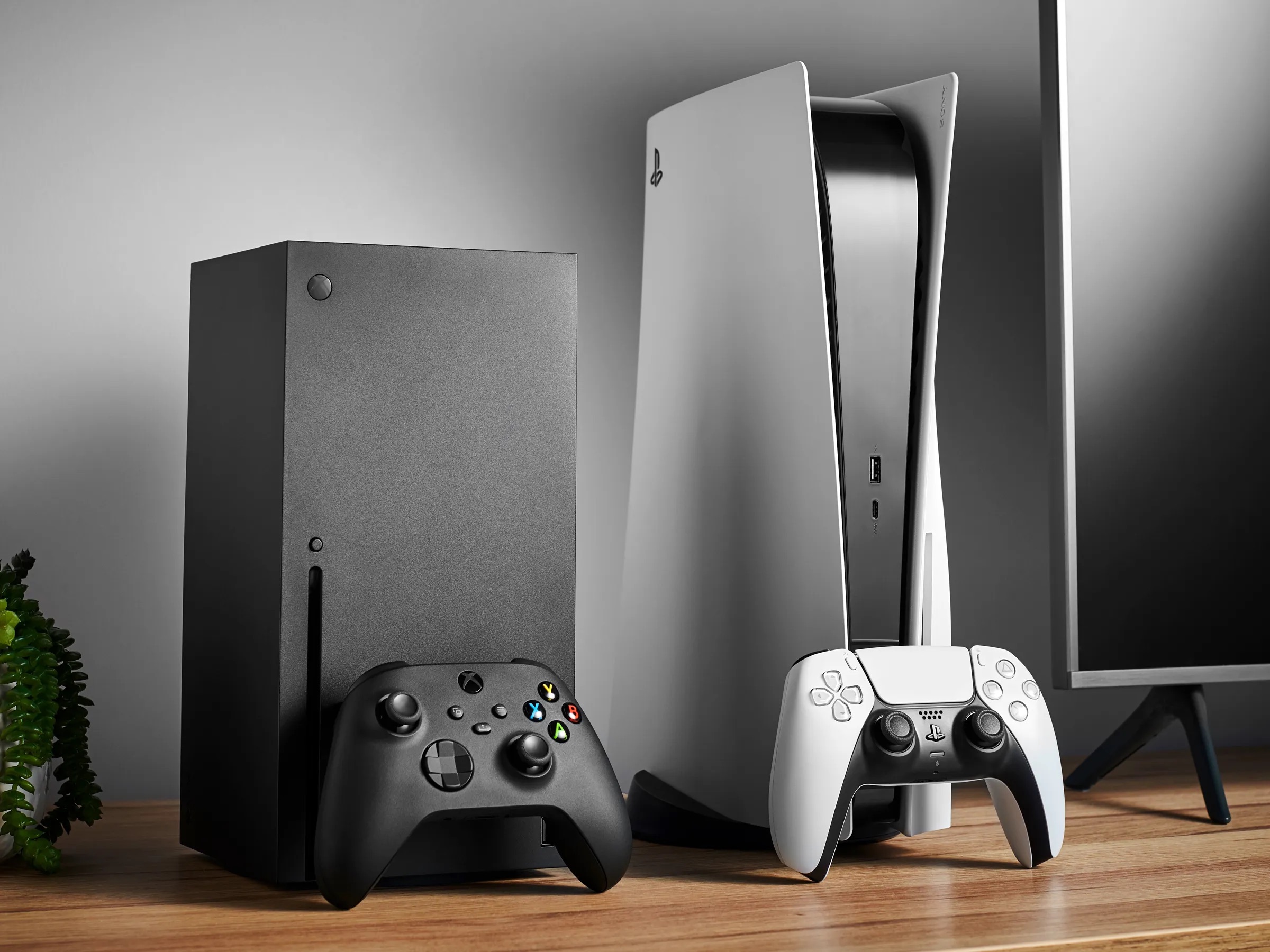Gear-Xbox-vs-PS5-1230432282.jpeg