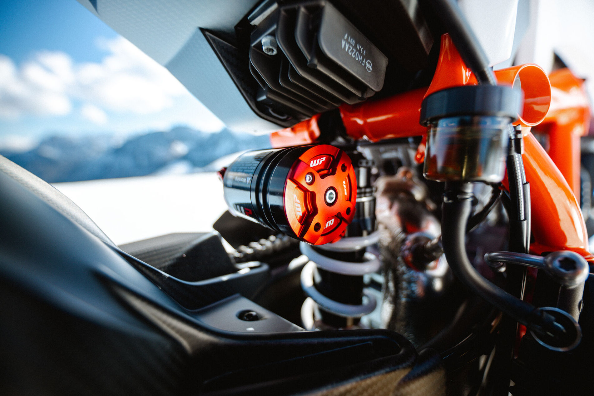 1390-Super-Duke-RR-8.jpg