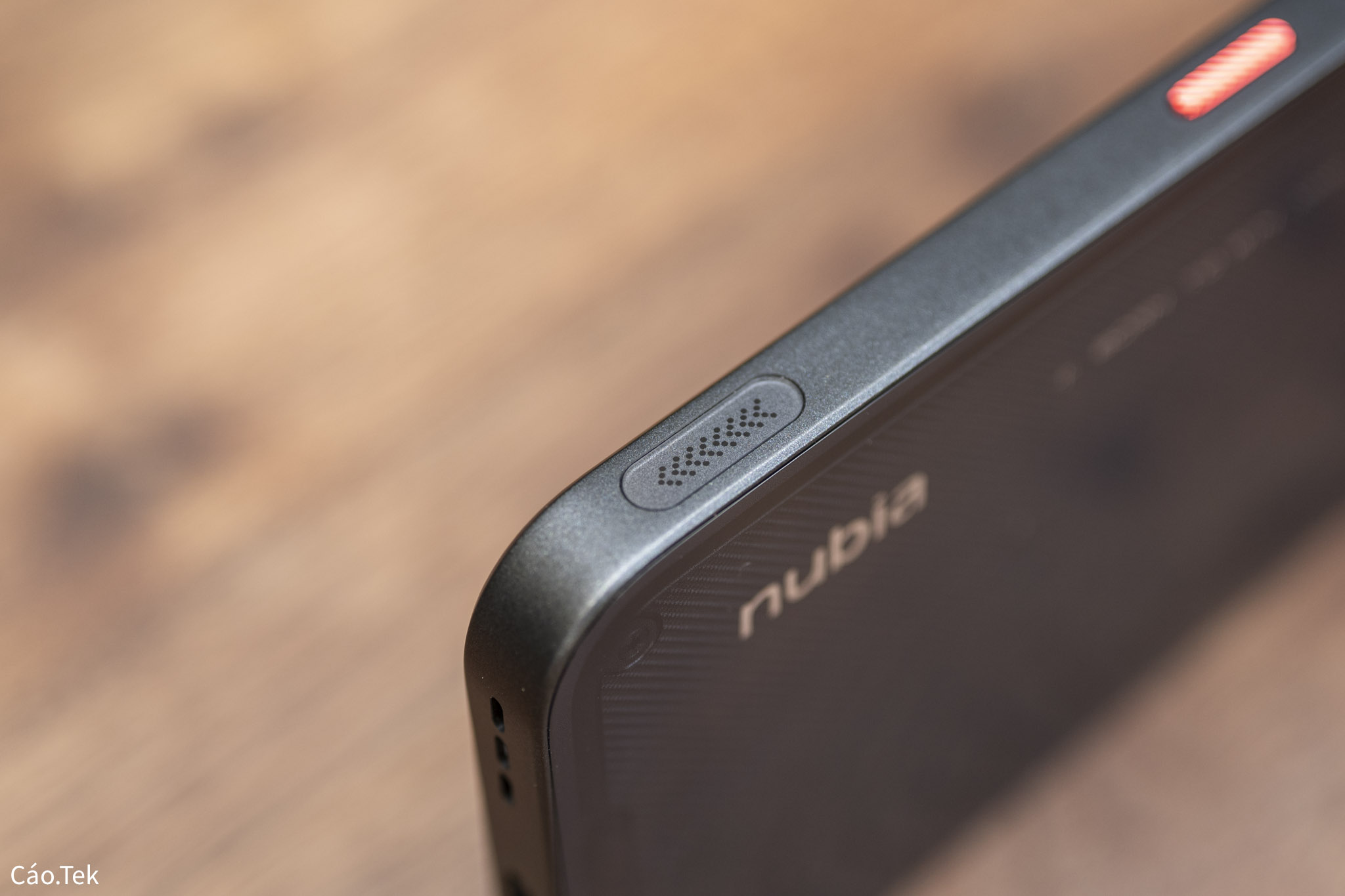 nubia Neo 5 GT 5G-29.jpg