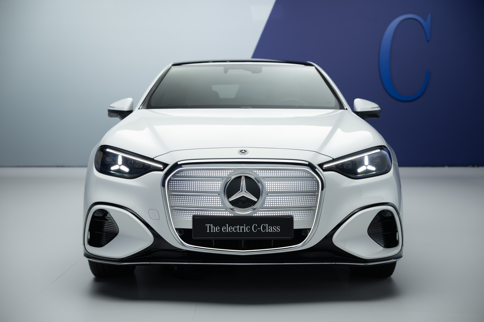 all-new-class-electric-tinhte-7.jpg