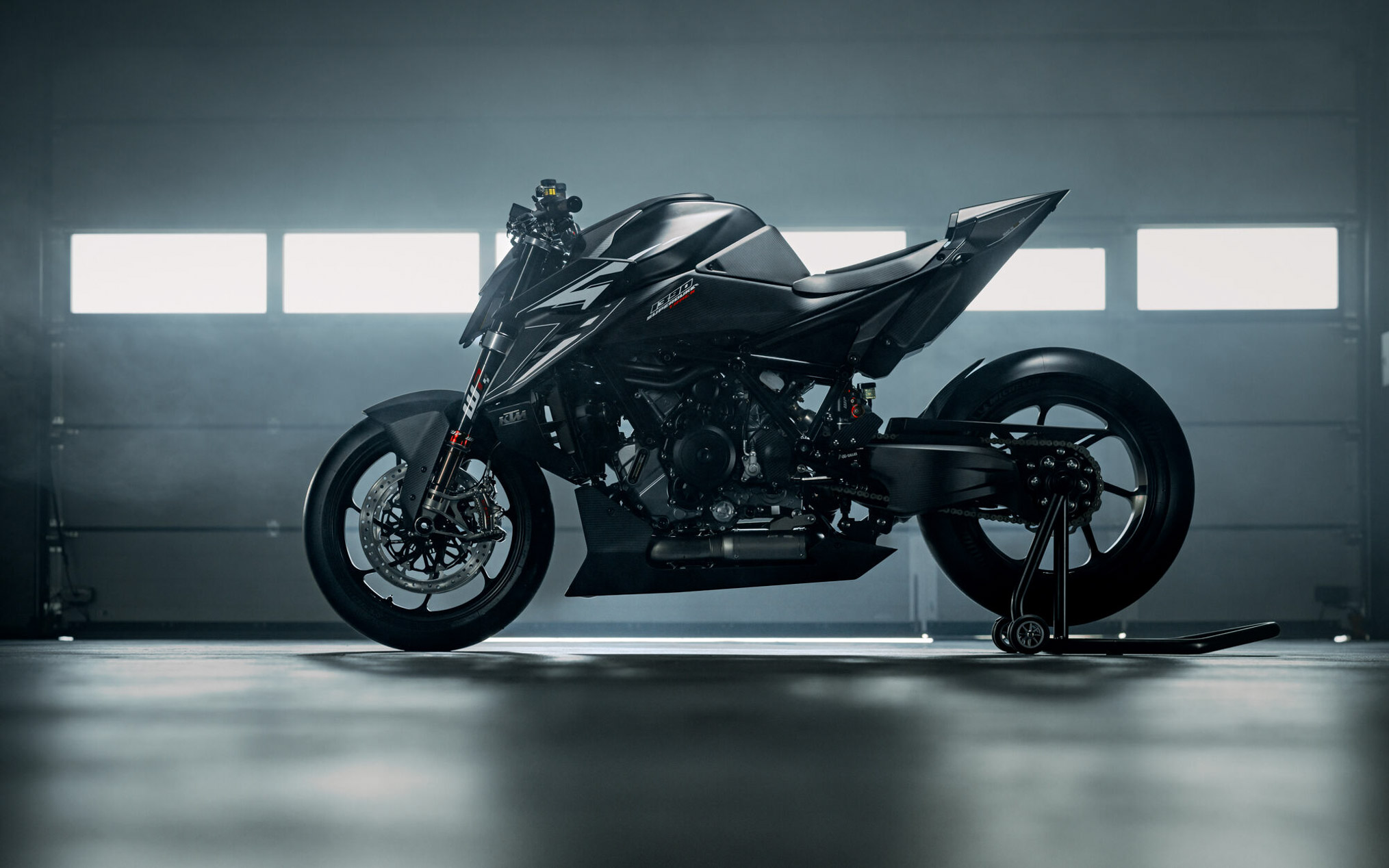 1390-SuperDuke-RRtrack-10.jpg