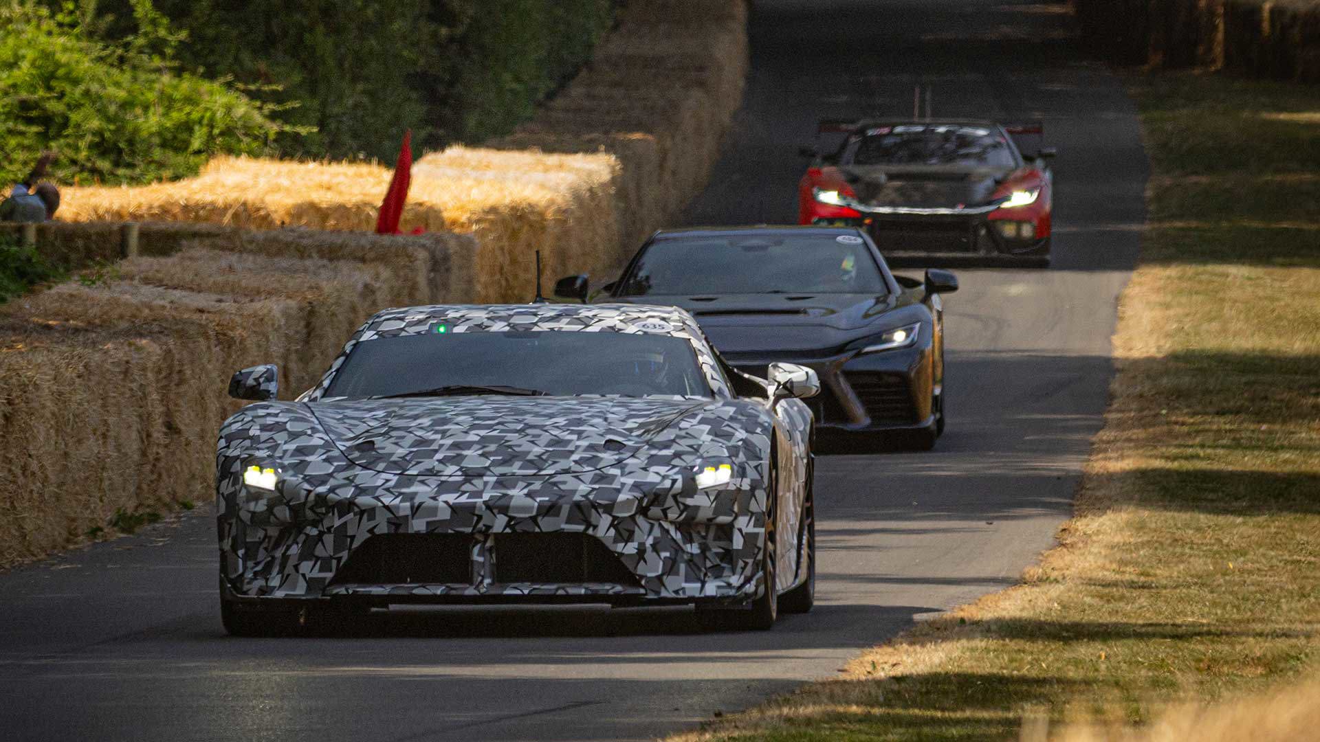 Lexus "nhá hàng" Concept LFA thuần điện tại Goodwood