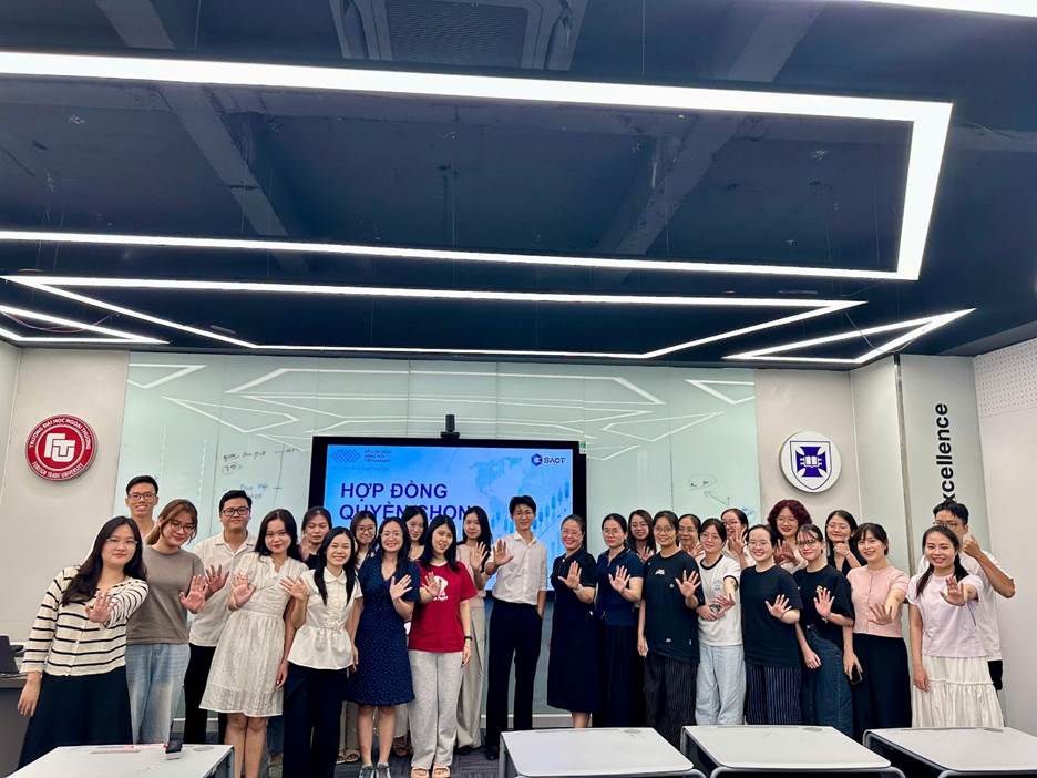 TỪ THỰC TIỄN GIAO DỊCH ĐẾN GIẢNG ĐƯỜNG: GÓC NHÌN VỀ HỢP ĐỒNG QUYỀN CHỌN CỦA CEO SACT TRẦN SƠN TÙNG