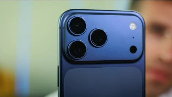 Apple Mở Rộng Chuỗi Cung Ứng Chip Nhớ Để Giữ Ổn Định Giá iPhone 18 Series