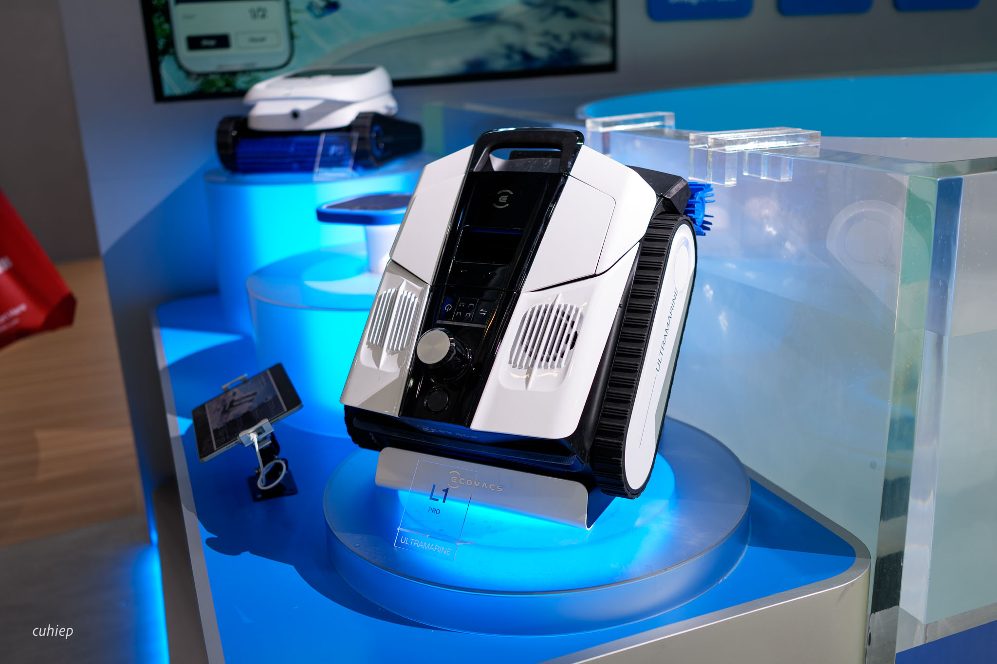 tinhte-cuhiep-IFA26-ecovacs-41.jpg