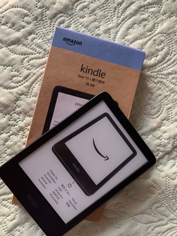 MÁY ĐỌC SÁCH KINDLE DÙNG ĐƯỢC BAO LÂU? SỰ THẬT VỀ PIN