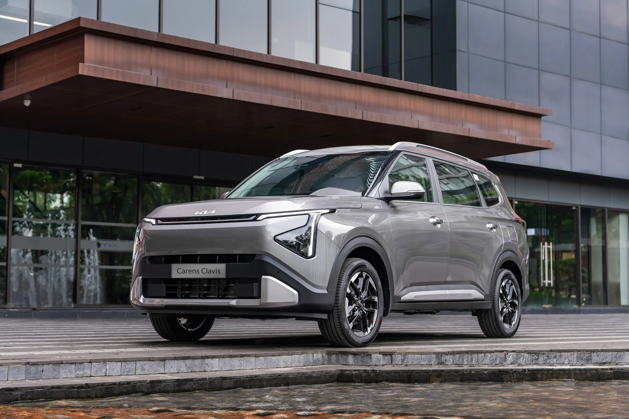 kia-carens-clavis-2026-tinhte-2.jpg