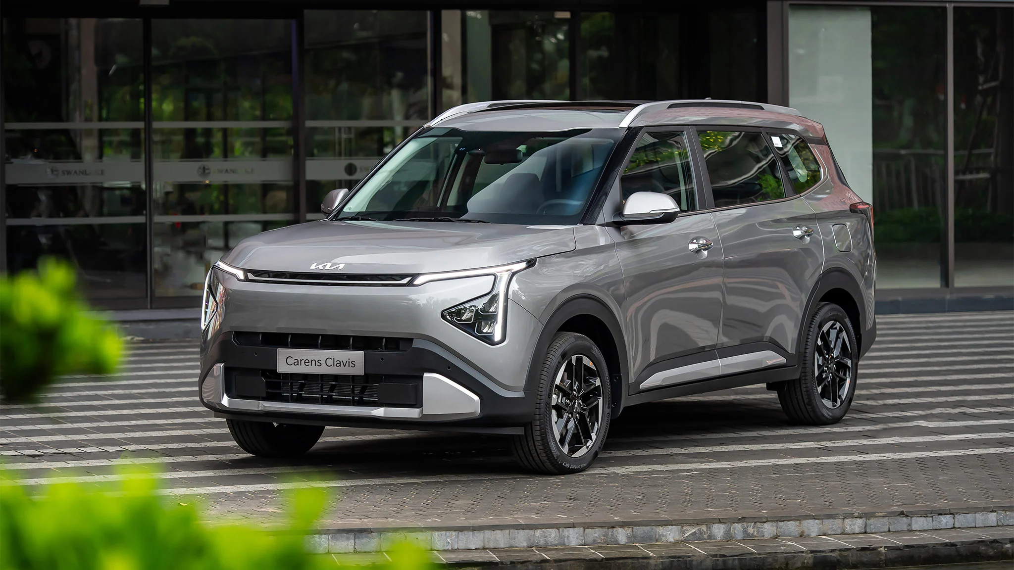 KIA Carens Clavis ra mắt thị trường Việt Nam: Thêm ADAS, đổi thiết kế, giá từ 639 triệu đồng