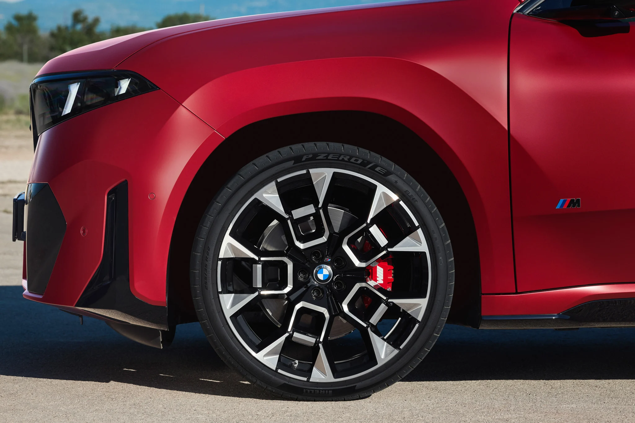 all-new-bmw-ix4-ra-mat-tinhte-21.jpg