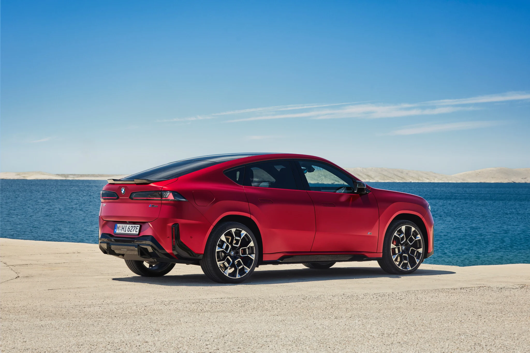 all-new-bmw-ix4-ra-mat-tinhte-10.jpg