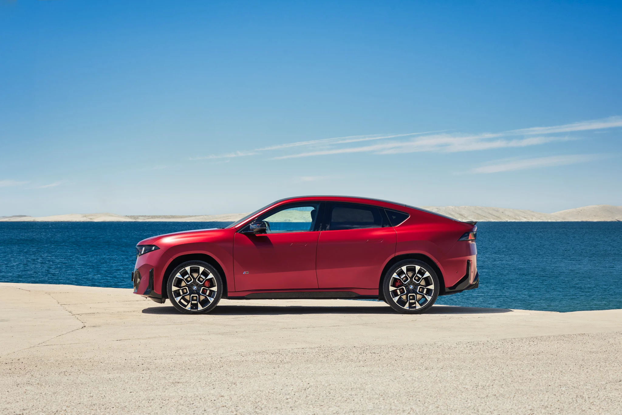 all-new-bmw-ix4-ra-mat-tinhte-8.jpg
