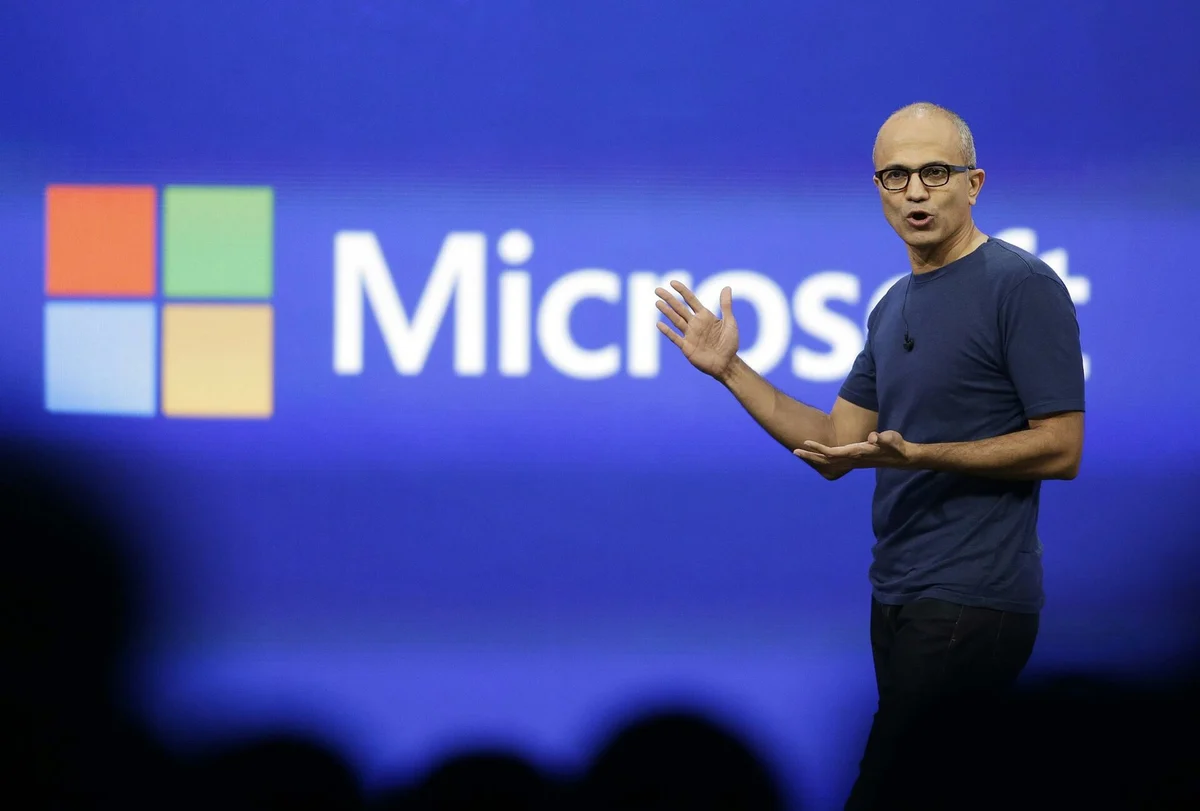 Satya Nadella: nên giả định các mô hình AI "đã bị xâm phạm"  ngay từ đầu, con người phải dừng...