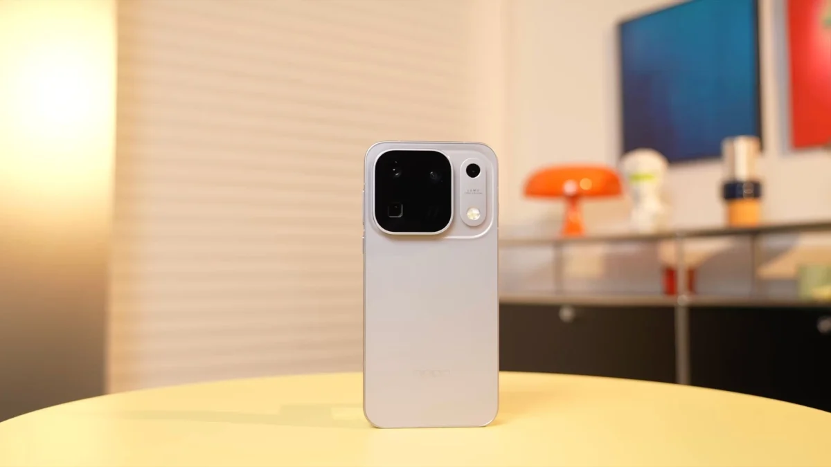 OPPO Find X10 Pro Max vừa ra mắt có kích thước và màn hình khủng cỡ nào?