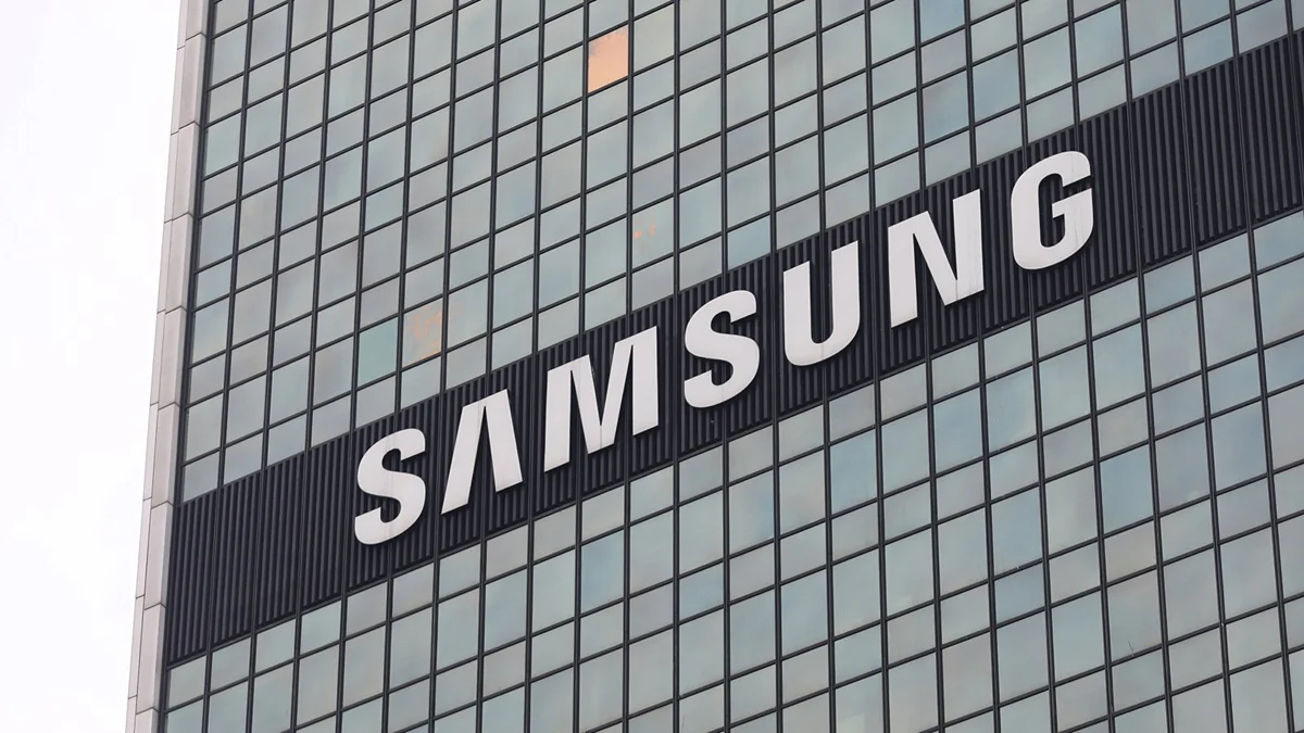 Samsung and SK Hynix lead chip selloff as China competition fears grow