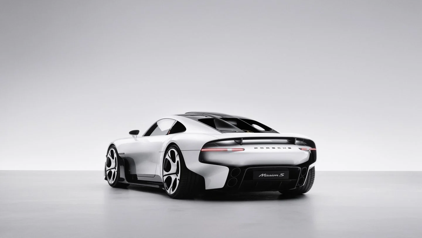 Porsche Mission S ra mắt: siêu xe động cơ đặt giữa trên 911, có thể dùng xăng, hybrid và số sàn