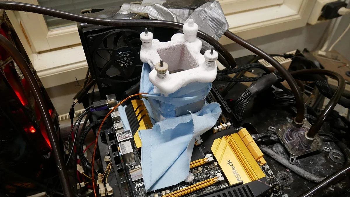 Core i5-4670K ép xung lên 6,3GHz, phá kỷ lục Cinebench R11.5 đứng vững suốt 12 năm