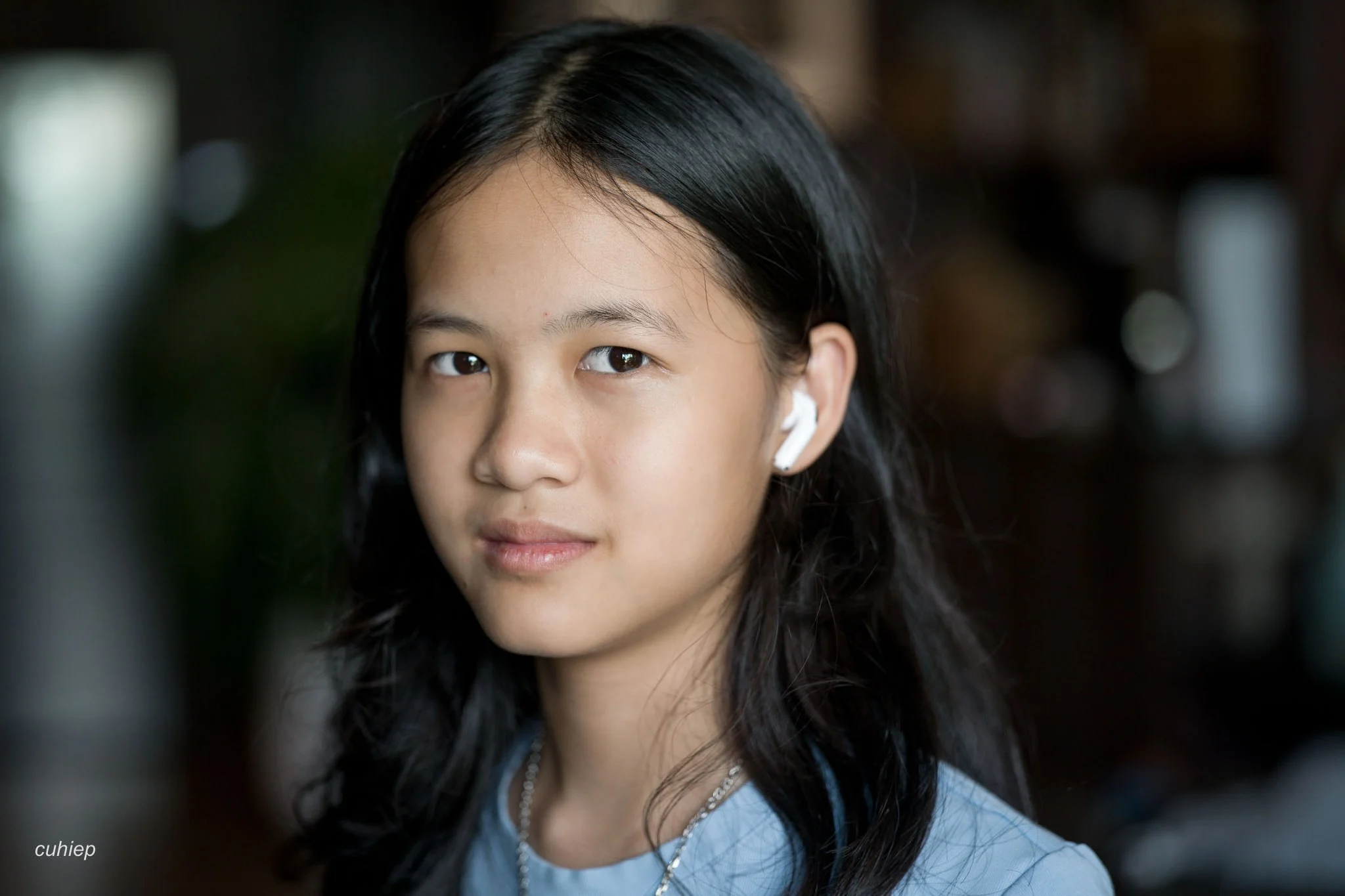 airpods5-03-deo.jpg