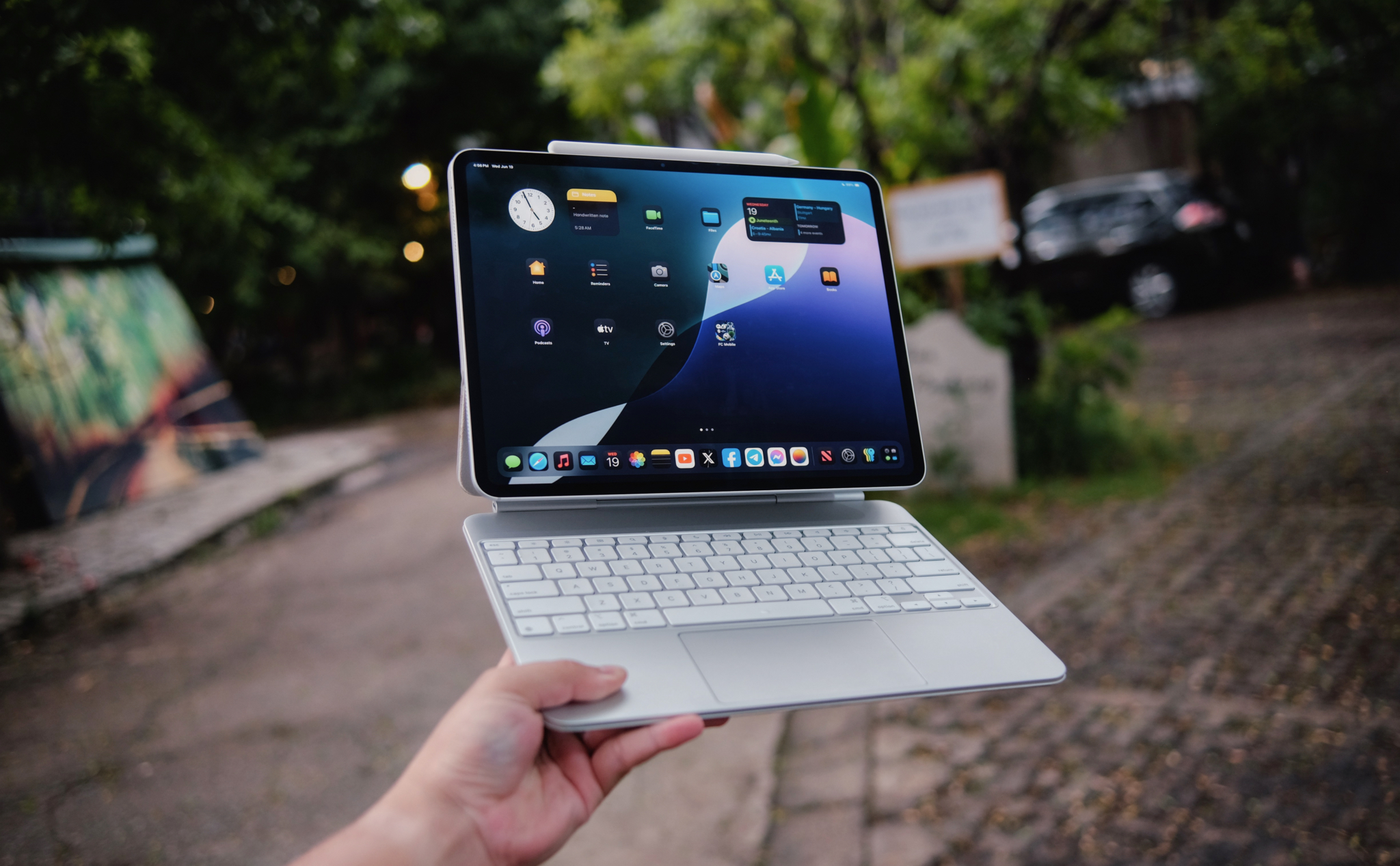 Review iPad Pro M4 13 inch sau 1 tháng: chạy iPadOS 18 beta nhanh "dựng tóc gáy"