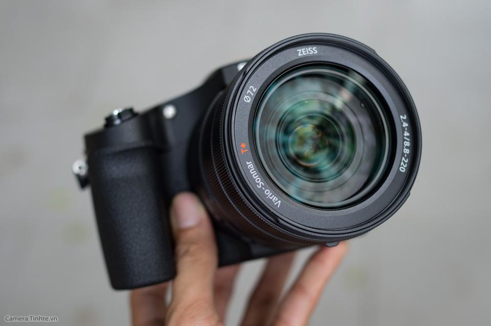 Sony_Cyber-shot_RX10_III_tinhte_3.jpg