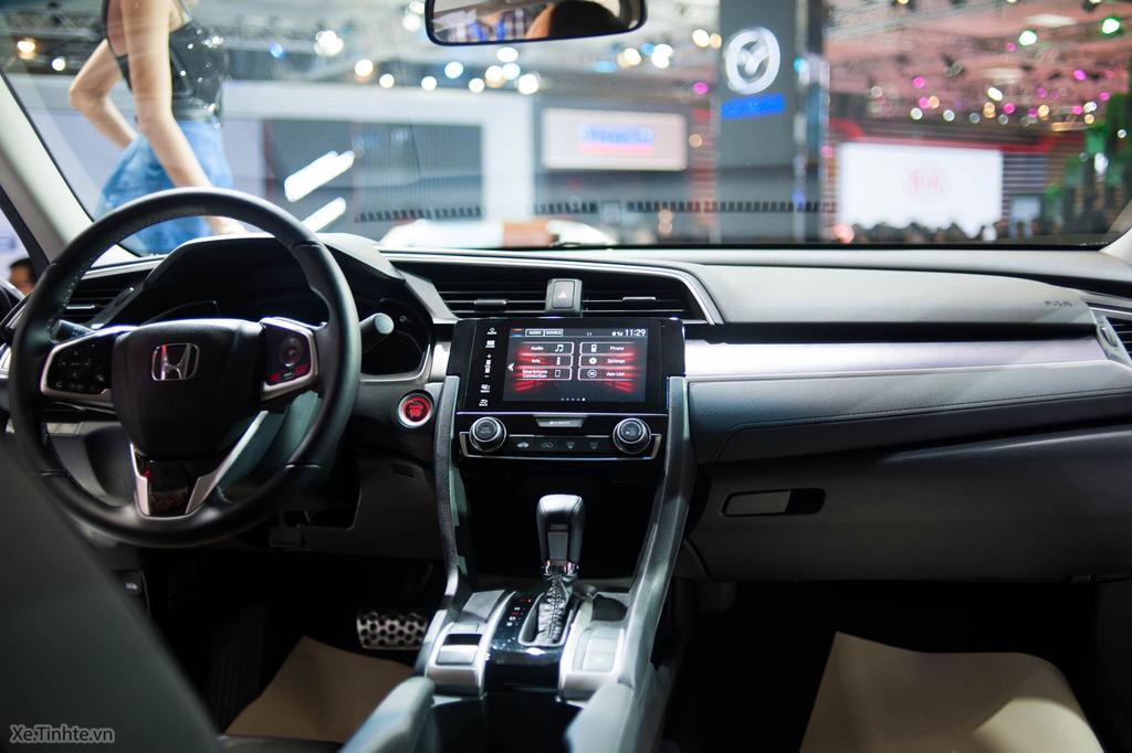 Xe.Tinhte.vn-Honda-Civic-2016-39.JPG