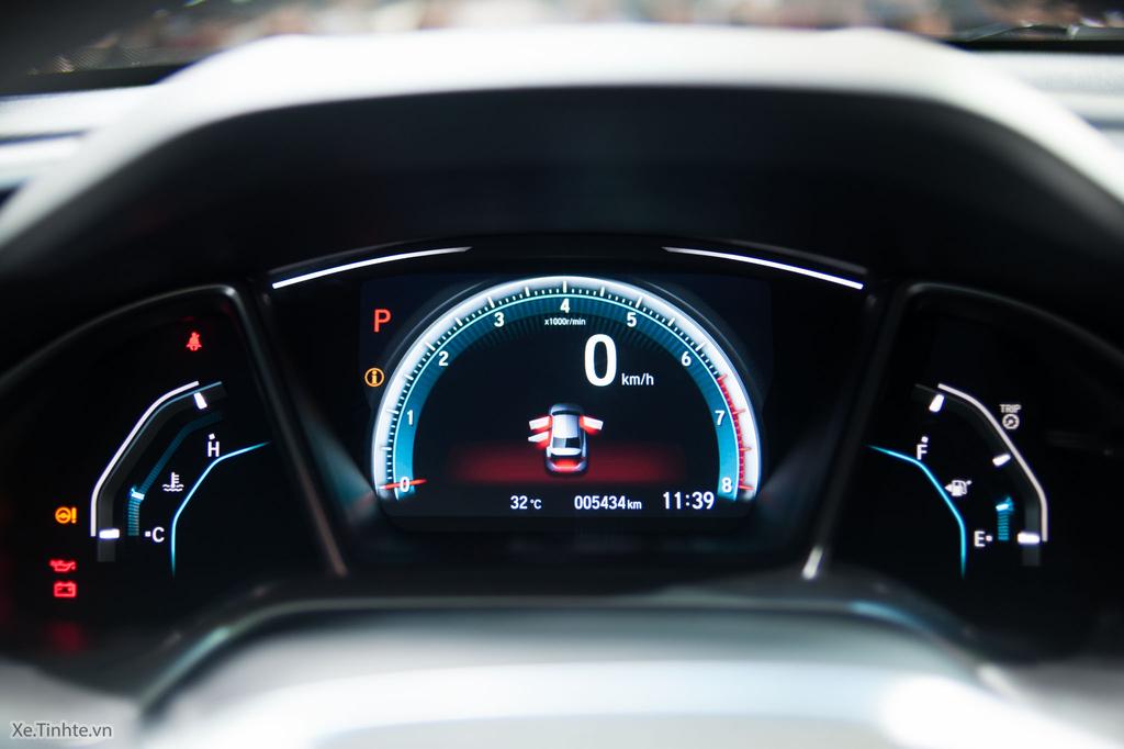 Xe.Tinhte.vn-Honda-Civic-2016-52.JPG
