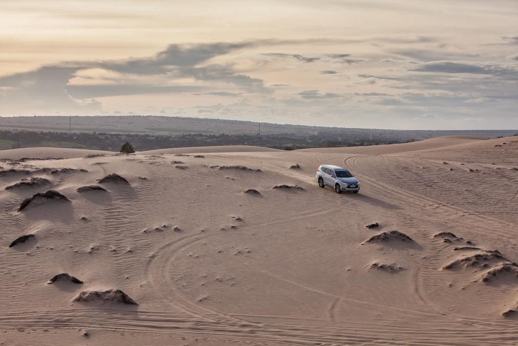 tinhte.mitsubishi.pajero-8.jpg
