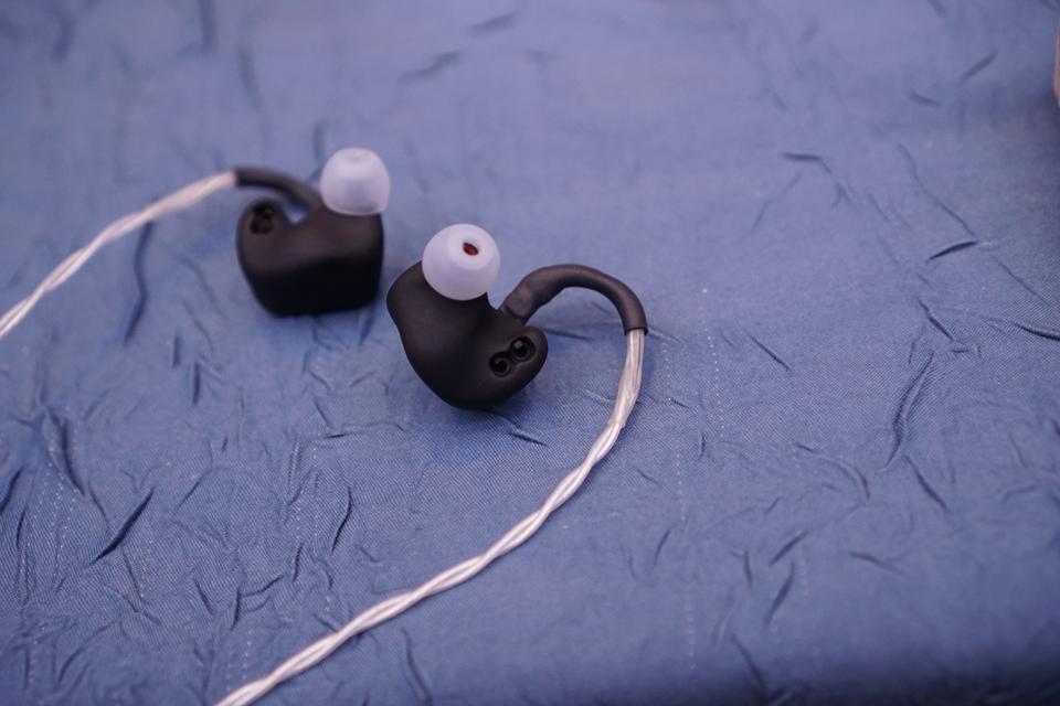 monospace-in-ears-prophile-8-1.jpg