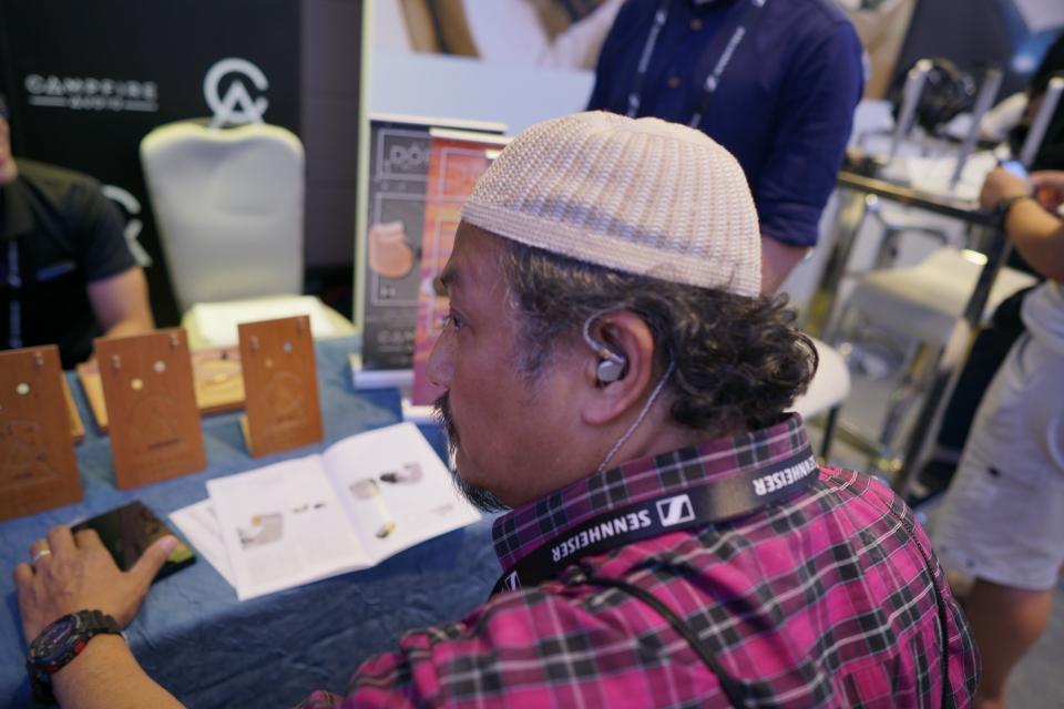 monospace-canjam2017-campfire-vega.JPG