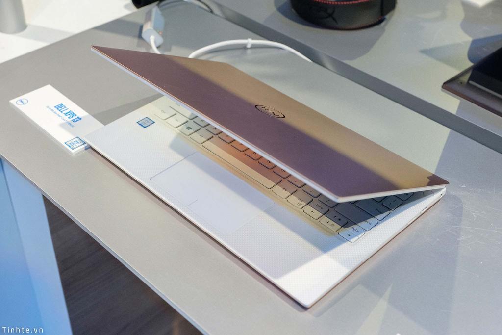 Dell_XPS_13_9380_2019_ces2019_tinhte_6.jpg