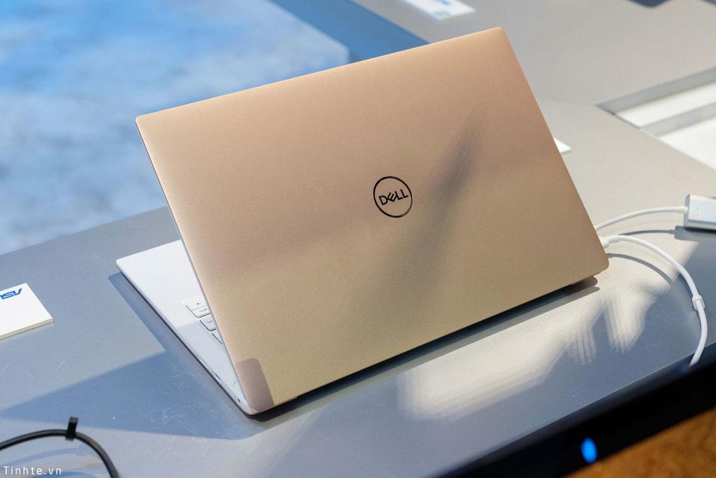 Dell_XPS_13_9380_2019_ces2019_tinhte_7.jpg