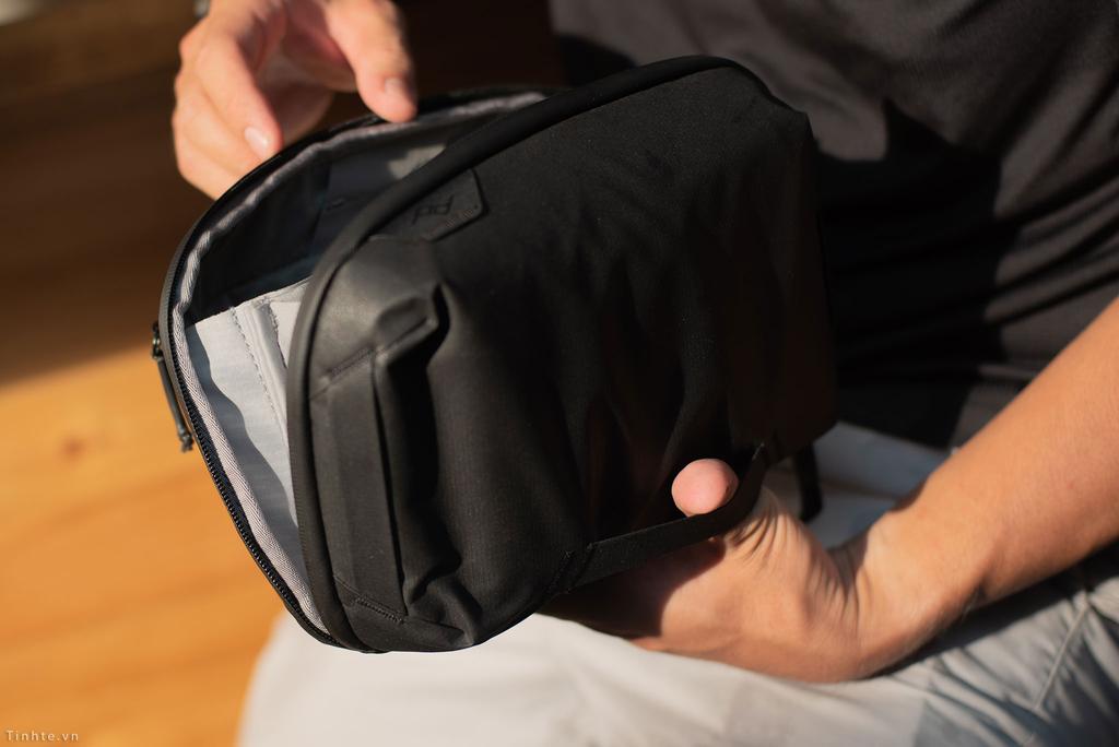 tinhte_peak_design_tech_pouch_9.jpg