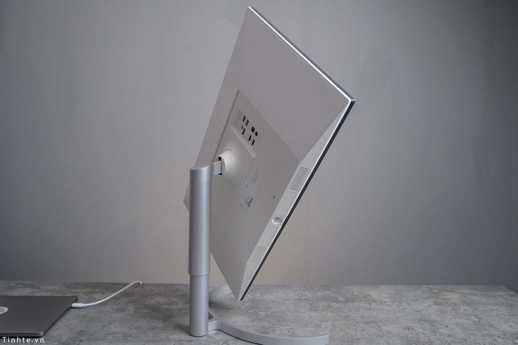 LG_27UL850_tinhte_9.jpg