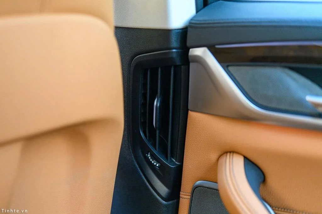 BMW_530i_G30_tinhte_17.jpg