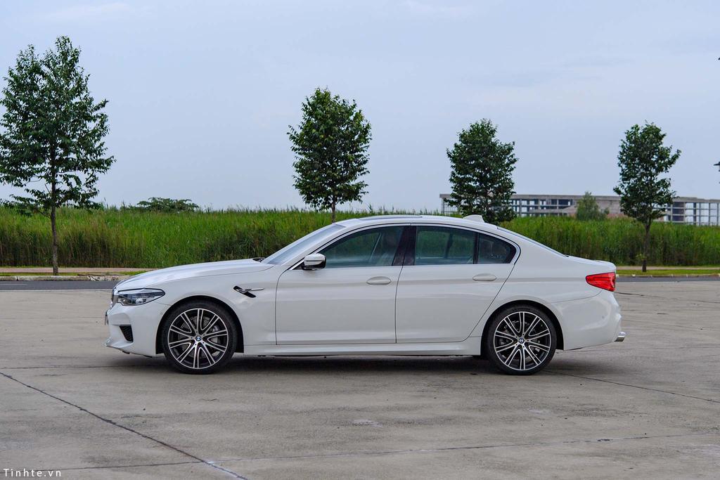BMW_530i_G30_tinhte_37.jpg