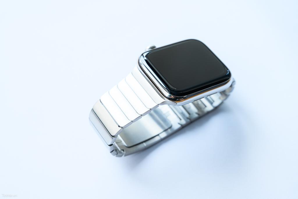 apple_watch_link_bracelet_8.jpg