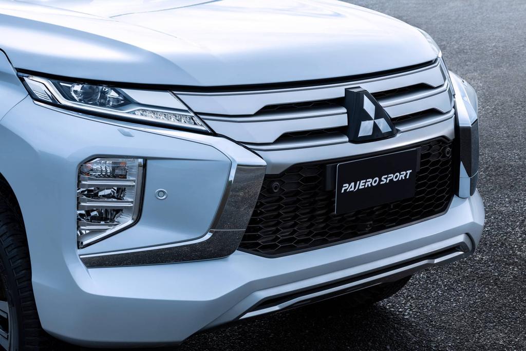 2020-mitsubishi-pajero-sport-14.jpg
