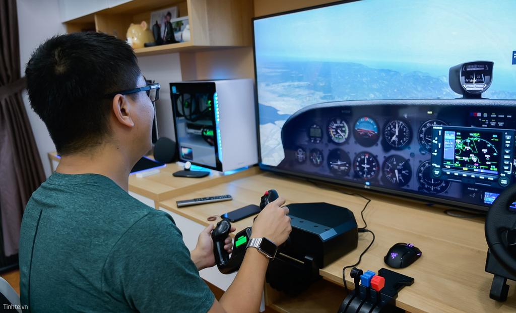 tinhte_logitech_flight_yoke_23.jpg