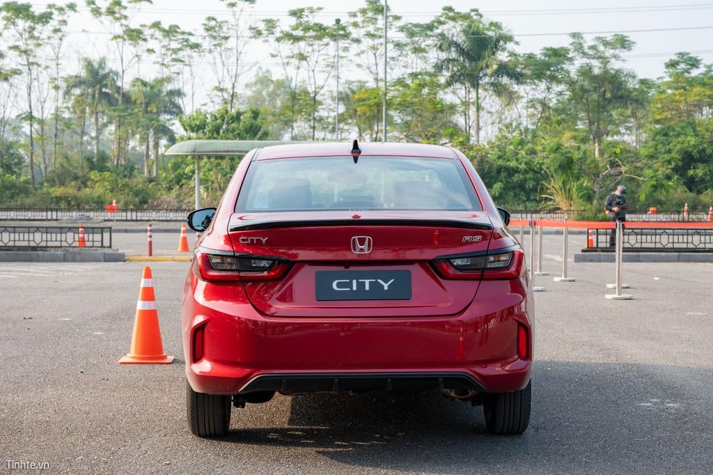 tinhte_honda_city-1.jpg